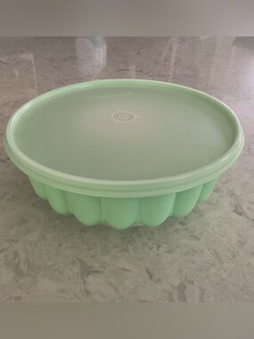 Vintage Tupperware Mint Green Jel-N-Serve/Jel-Ring Jello Mold, 3 Pieces